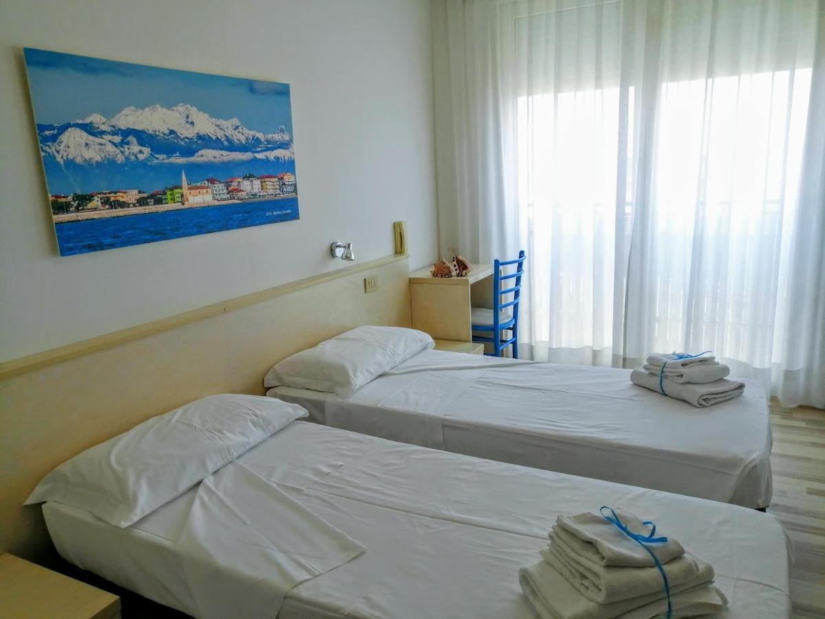 Hotel Souvenir Caorle Extérieur photo