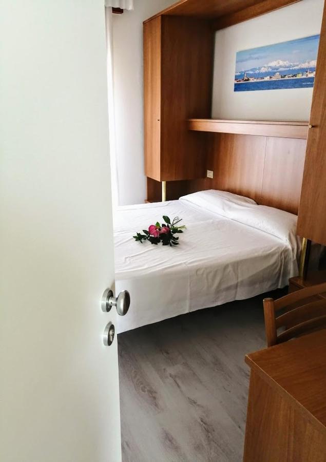 Hotel Souvenir Caorle Extérieur photo